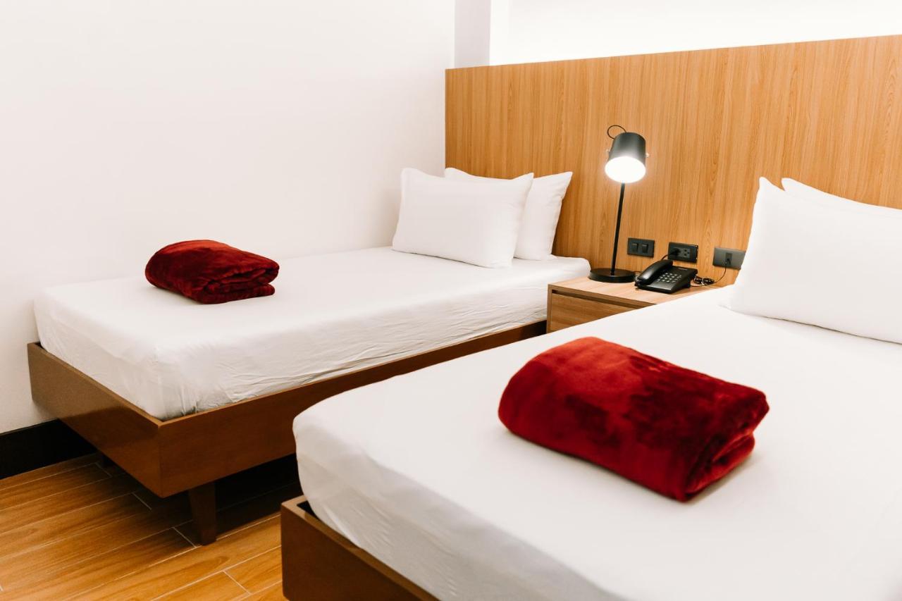 El Sancho Hotel Naga Kültér fotó